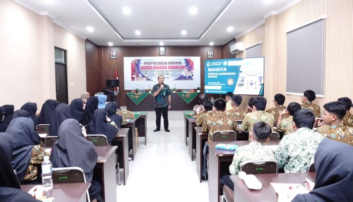 Kejati Kepri Hadir di MTsN 1 Batam, Ajak Pelajar Hindari Narkoba, Lawan Bullying dan Cerdas Bermedsos