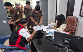Kejari Tual Lakukan Penggeledahan Terkait Perkara Korupsi Bantuan Stimulan Peningkatan Kualitas Rumah Swadaya