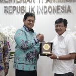 Bertemu Bupati Sumbawa Barat, Wamen Viva Yoga: Lahan dan Kawasan Transmigrasi untuk Kesejahteraan Rakyat