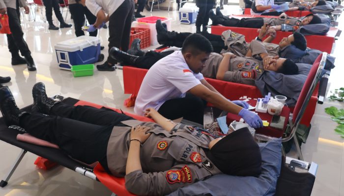 Satbrimob Polda Sulteng Gelar Donor Darah Sambut HUT ke-80 Korps Brimob Polri