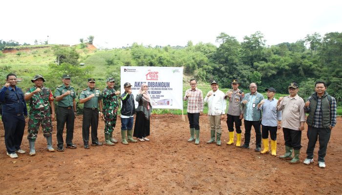 Dinilai Ideal, Lokasi Pembangunan Kopdeskel di Desa Ciptasari Sumedang Ditinjau Wamendagri Bima