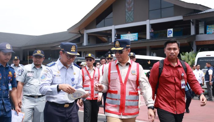 Jelang Angkutan Natal dan Tahun Baru 2025/2026, Dirjen Hubdat Lakukan Rampcheck Bus dan Cek Kesiapan Terminal Tidar Magelang