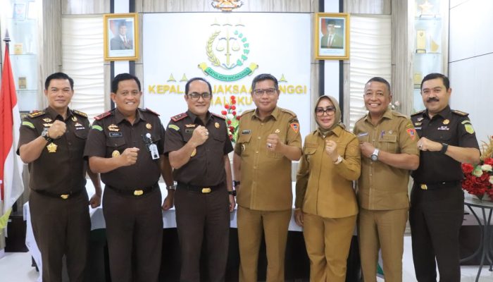 Kajati Maluku Terima Kunjungan Walikota Ambon, Jalin Kerjasama dan Silaturahmi