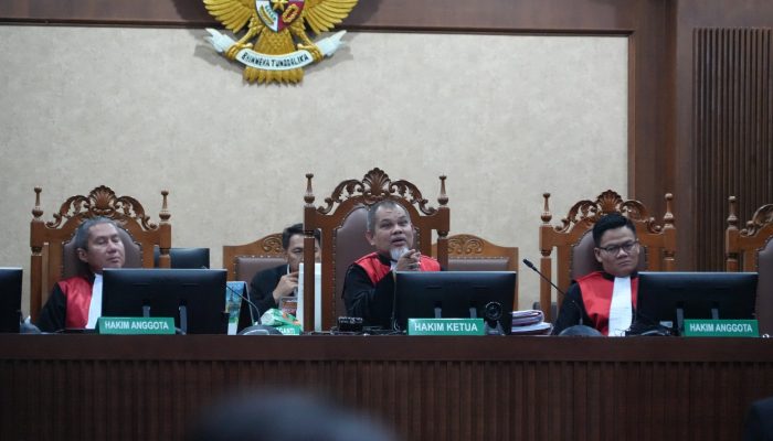 Persidangan Perkara Perintangan Perkara, JPU Tunjukkan Bukti Kerja Sama antara Saksi dan Para Terdakwa dalam Pembuatan Konten Negatif