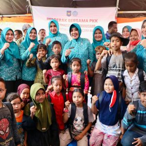 Dukung Pemulihan Pascabencana, TP PKK Pusat Serahkan Bantuan ke Dusun Sarah Gala, Aceh Timur