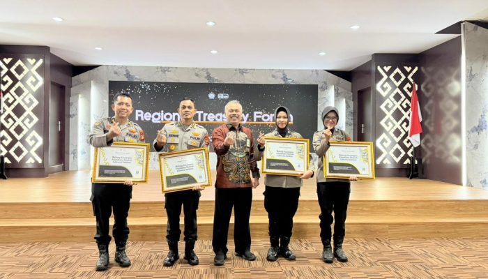 Bidkeu Polda Sulsel Raih 4 Penghargaan dari Kementerian Keuangan
