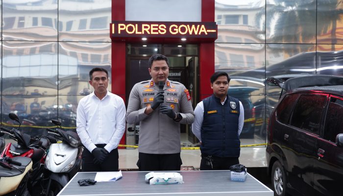 Kapolres Gowa Pimpin Konferensi Pers, 7 Pelaku Sindikat Curanmor Lintas Kabupaten Diamankan