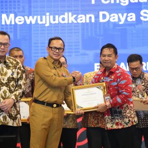 Wamendagri Bima Arya: Ekosistem Inovasi Daerah Kunci Indonesia Keluar dari Middle Income Trap