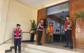 Samapta Polres Gowa Tingkatkan Pengamanan Rumah Ibadah dan Tempat Wisata