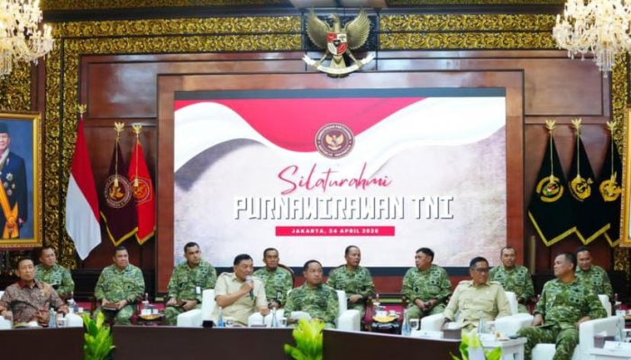 Perkuat Silaturahmi, Panglima TNI Hadiri Pertemuan Purnawirawan TNI di Kemhan