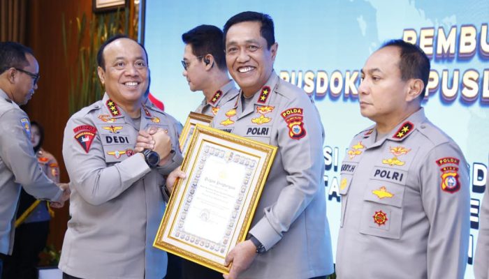 Kapolda Sulsel terima Penghargaan IKPA T.A 2025 Peringkat I dari Kapolri, wujud komitmen pengelolaan anggaran yang profesional dan akuntabel