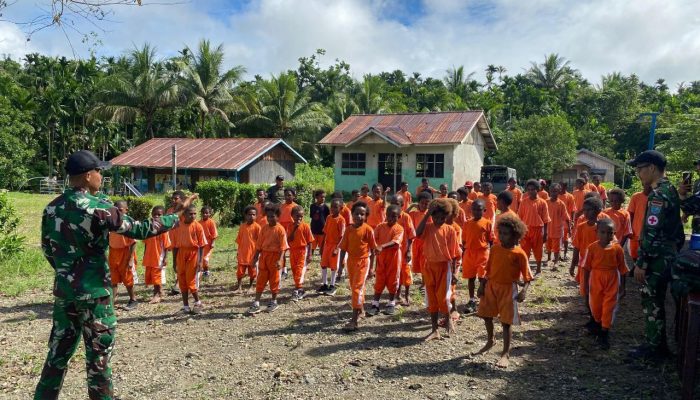 Peringati Hari Pendidikan Nasional, Satgas Swasembada Yonif 643/Wns Koops TNI Habema Gelar Rangkaian Kegiatan di SD Inpres Kibay