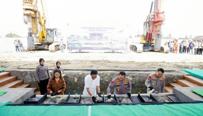 Kapolri Letakkan Batu Pertama Mapolda DIY di Lahan Kasultanan, Sinergi Modernitas Polri dan Kearifan Lokal Yogyakarta